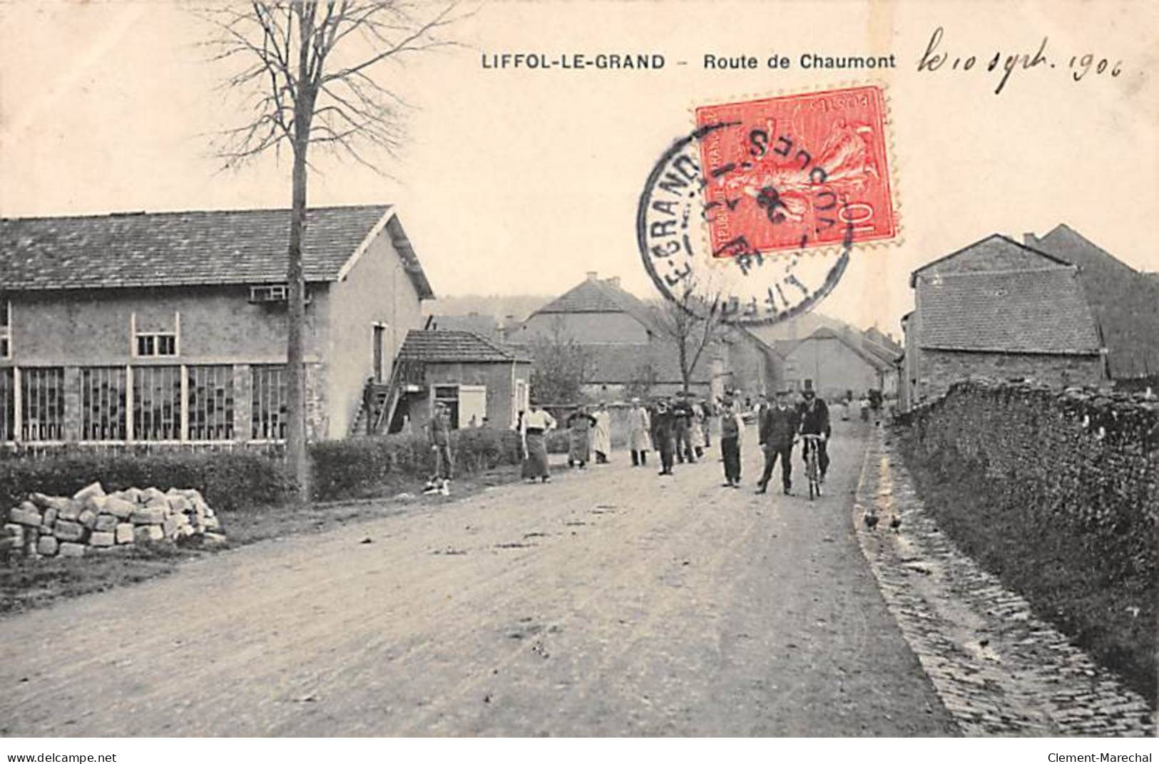 LIFFOL LE GRAND - Route De Chaumont - Très Bon état - Liffol Le Grand