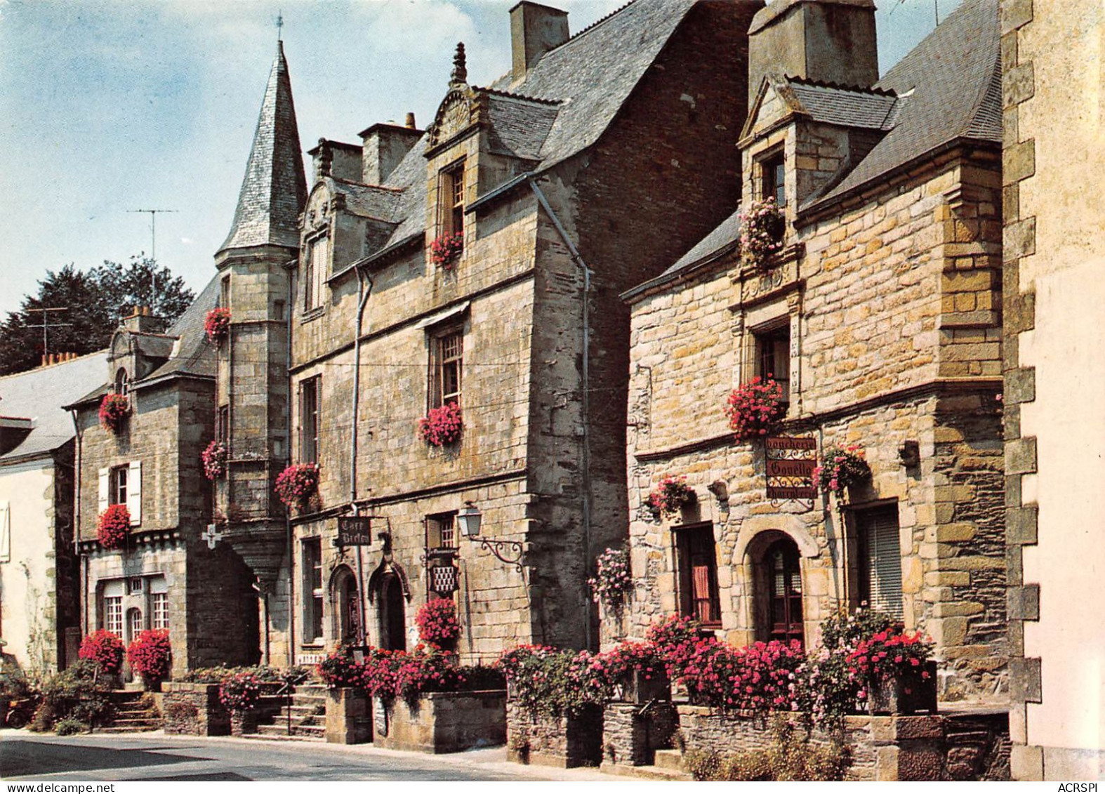 56 ROCHEFORT-EN-TERRE Place Du Puits Les Vieilles Maisons édition JACK (Scan R/V) N° 4 \MS9025 - Rochefort En Terre