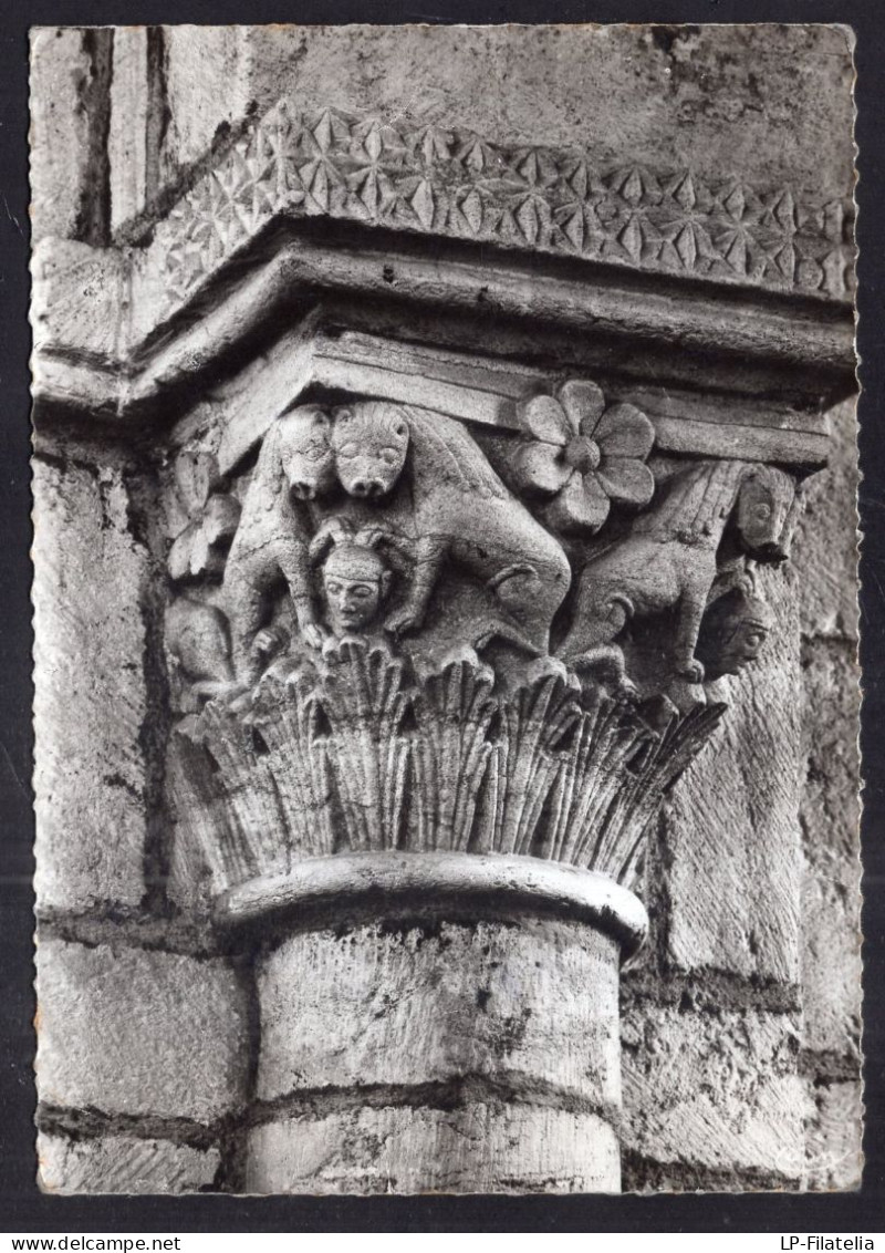 France - 1966 - Anzy Le Duc - Eglise Romane - Details Des Chapiteaux - Charolles