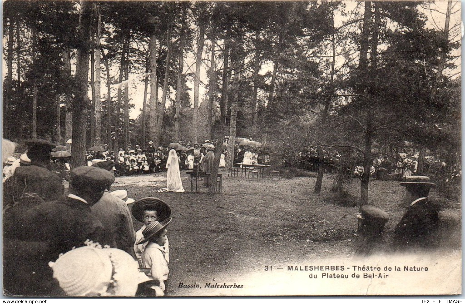 45 MALESHERBES - Theatre De La Nature Plateau De Bel Air  - Malesherbes