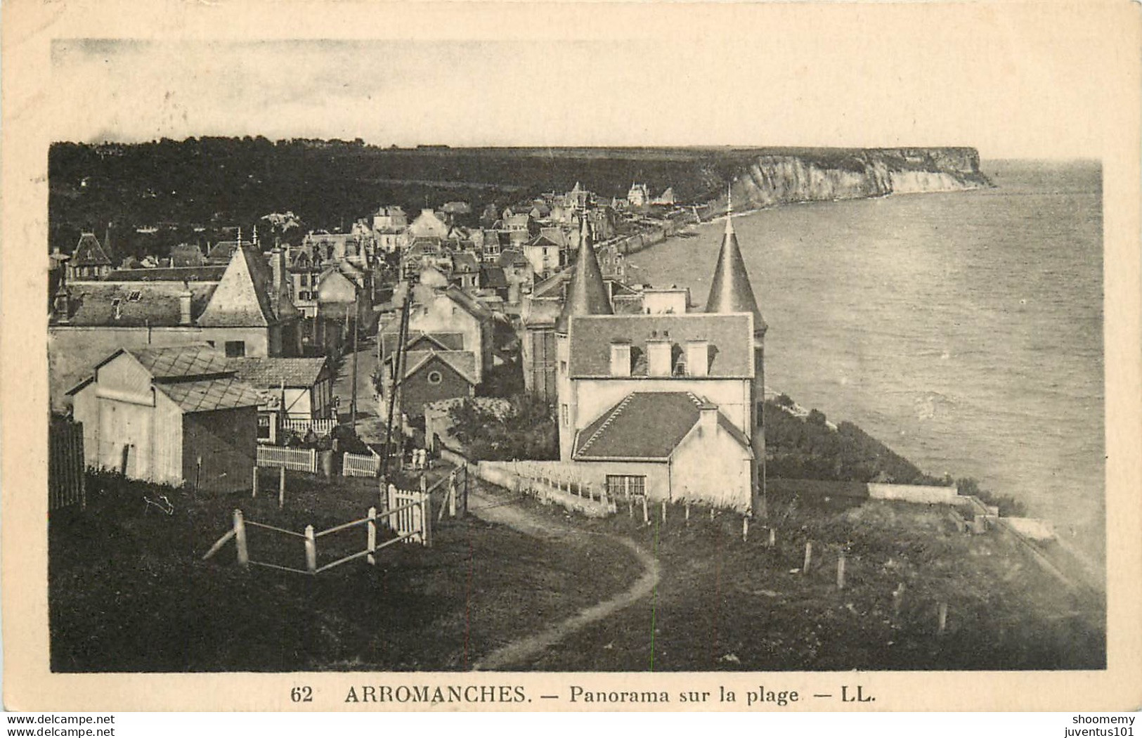 CPA Arromanches-Panorama Sur La Plage      L1093 - Arromanches