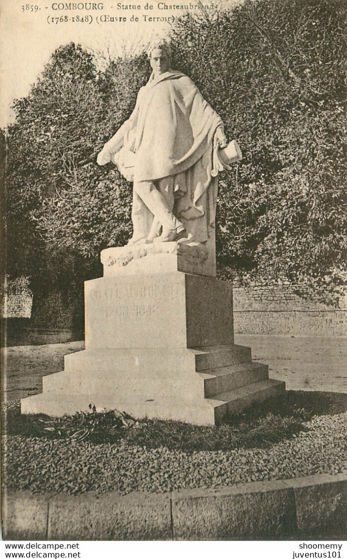 CPA Combourg-Statue De Chateaubriant-Timbre      L1514 - Combourg