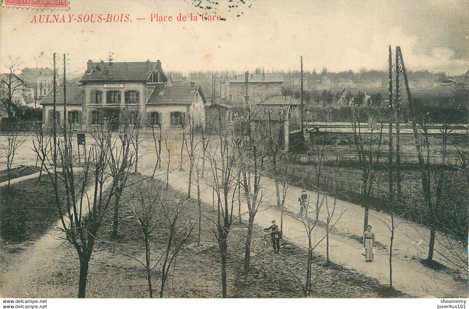 CPA Aulnay Sous Bois-Place De La Gare-Timbre    L1703 - Aulnay Sous Bois