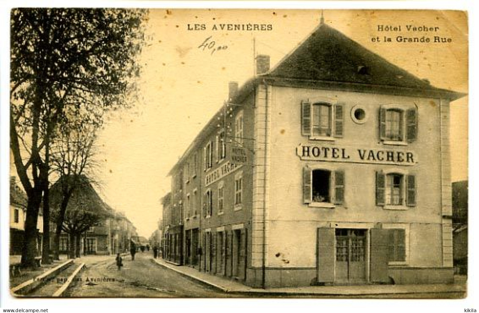 CPA 9 X 14  Isère  Les AVENIERES  Hôtel Vacher Et La Grande Rue - Les Avenières