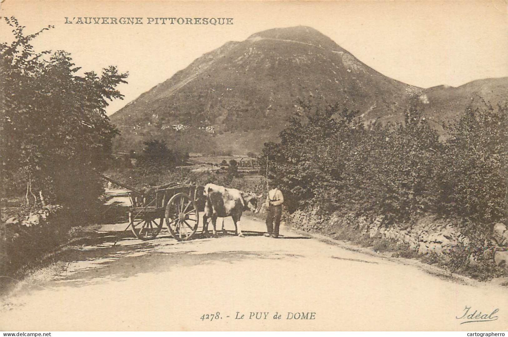 CPA France Puy-de-Dôme Ox Cart - Auvergne Types D'Auvergne