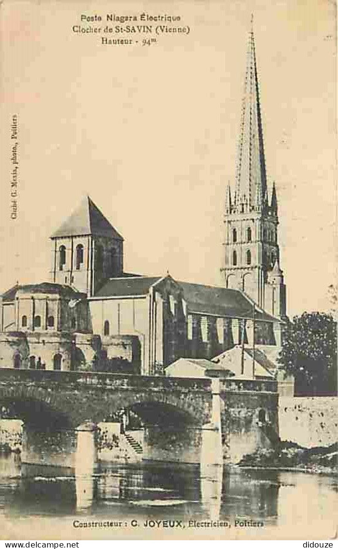 86 - Saint Savin - Clocher De Saint Savin - Etat Carte Qui Se Décolle - CPA - Voir Scans Recto-Verso - Saint Savin