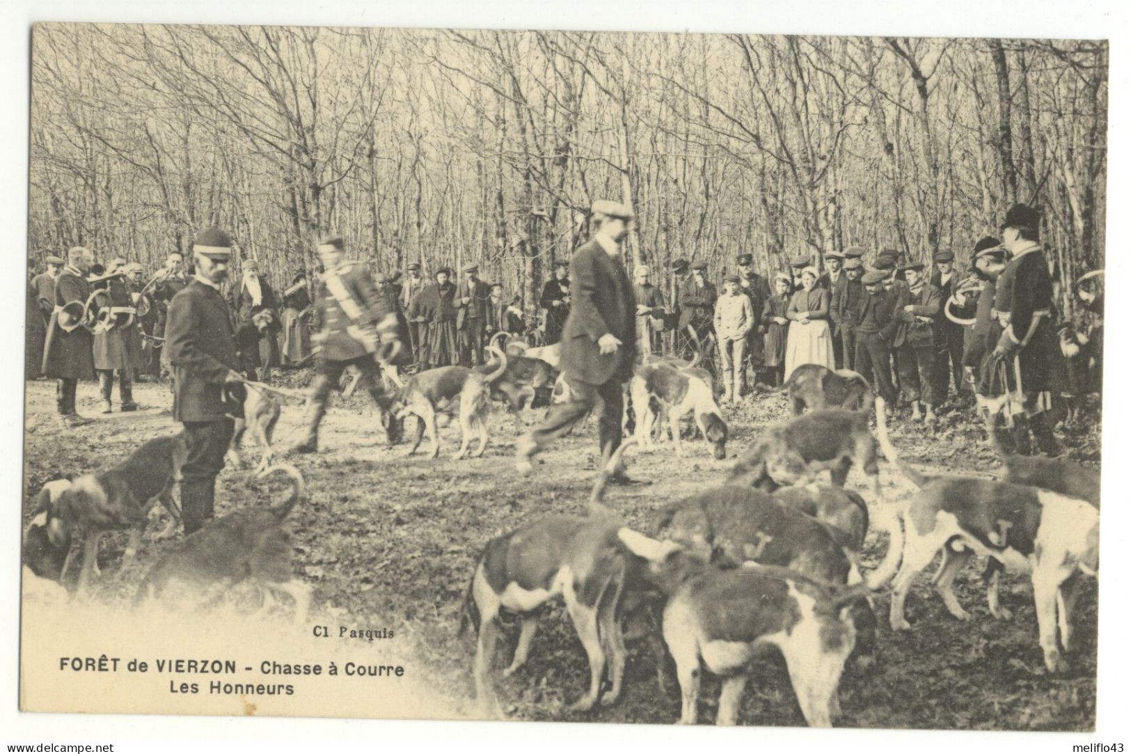 18/CPA A - Foret De Vierzon - Chasse à Courre - Les Honneurs - Vierzon