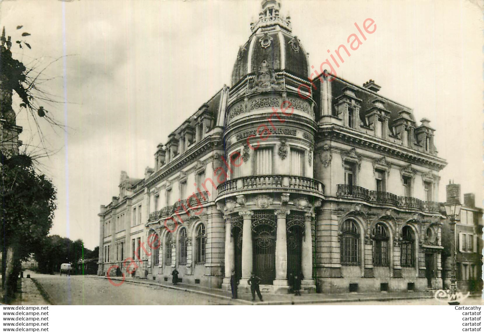 51.  VITRY LES FRANCOIS .  La Caisse D'Epargne . - Vitry-le-François