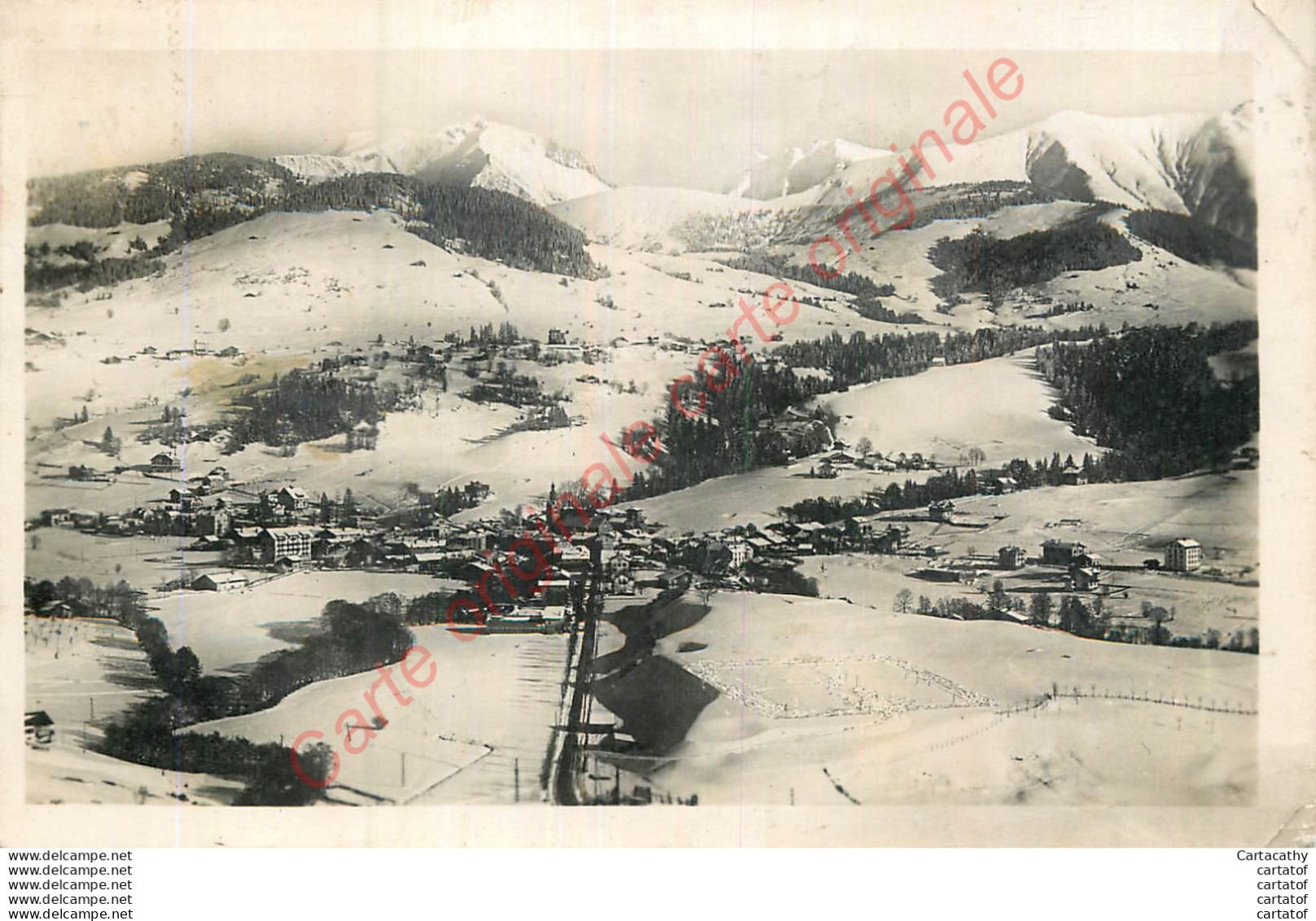 74.  MEGEVE .  Vue Générale Et Le Mont-Blanc . - Megève