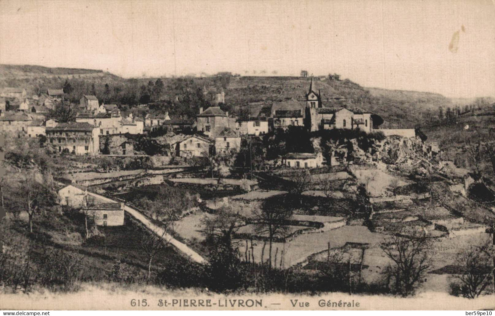 82 SAINT-PIERRE-LIVRON VUE GENERALE - Autres & Non Classés