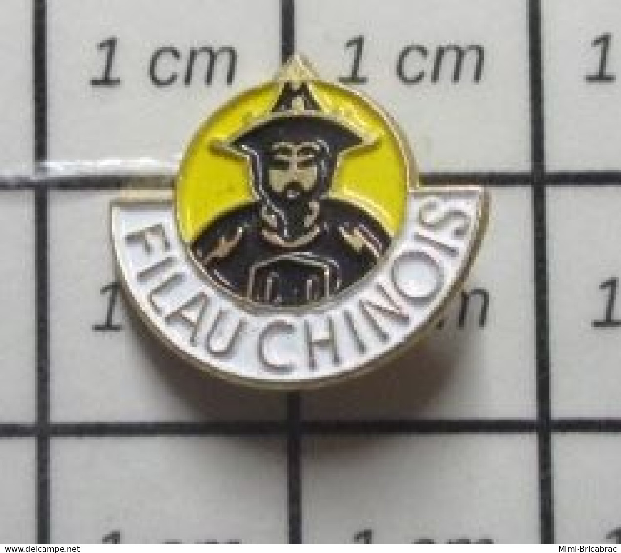 811A Pin's Pins / Beau Et Rare / MARQUES / FILAU CHINOIS - Marques