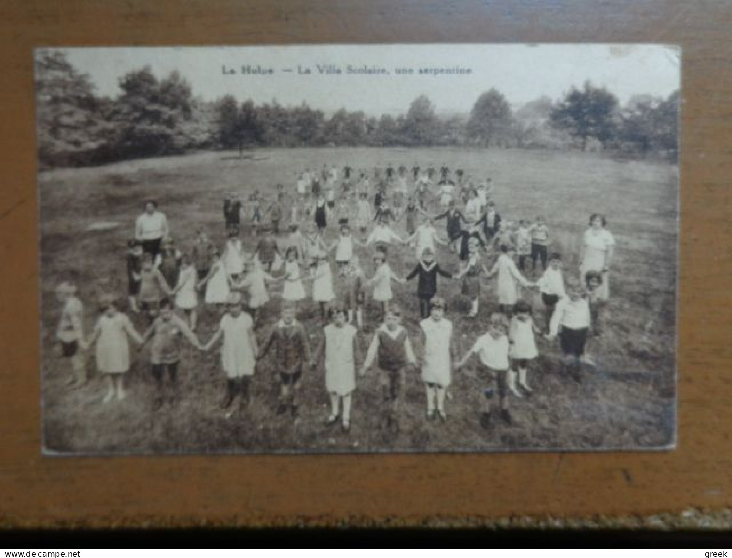 La Hulpe (Terhulpen) La Villa Scolaire, Une Serpentine --> Beschreven - La Hulpe