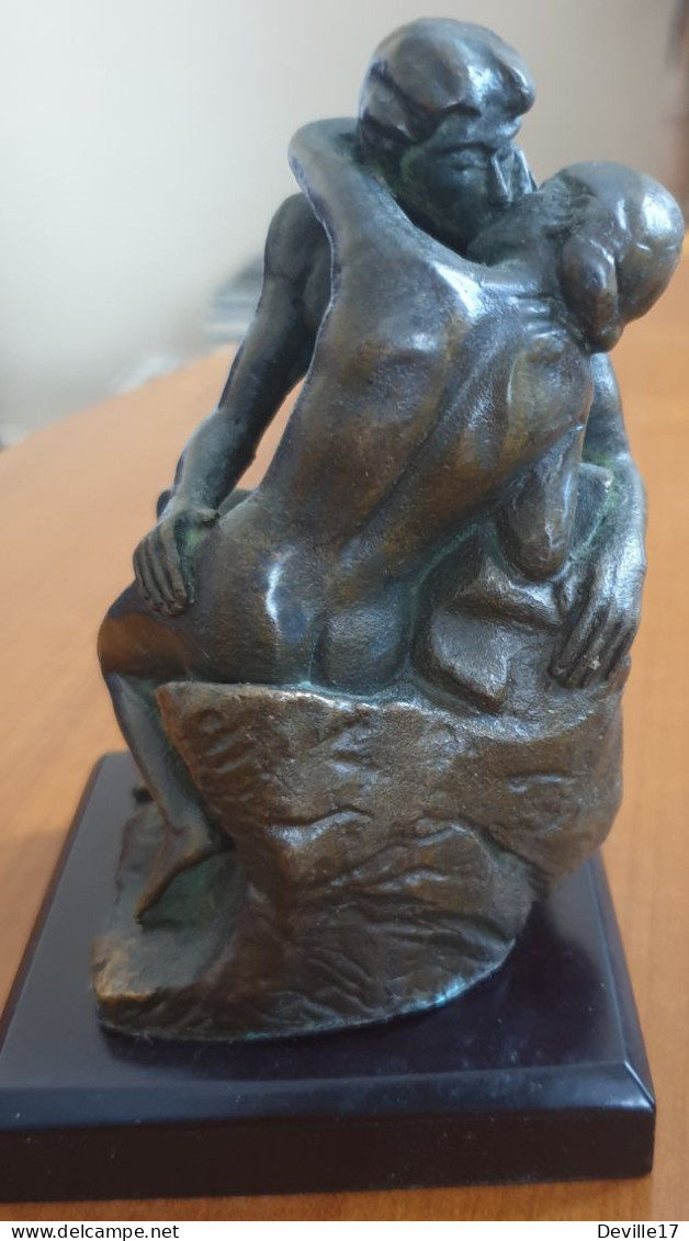 REPRODUCTION DE LA SCULTURE DU "BAISER" (1882) DE A. RODIN (1840-1917) - Bronzi