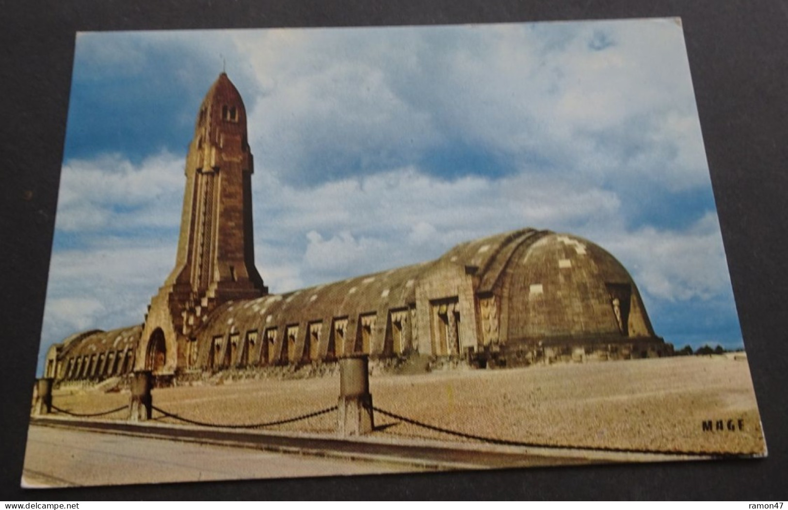 Douamont, Environs De Verdun (Meuse) - L'Ossuaire - Editions MAGE, Drancy - Douaumont