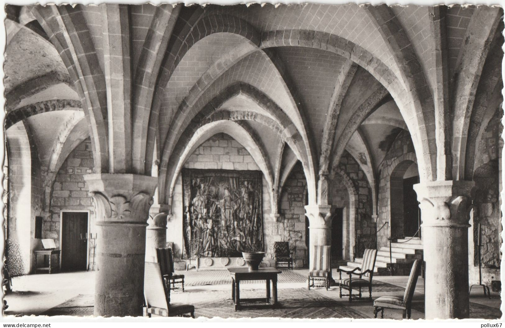 4 CPSM DE ASNIÈRES  (VAL D'OISE)  ABBAYE DE ROYAUMONT - VUE GÉNÉRALE. LE CLOÎTRE.  ANCIEN RÉFECTOIRE. ANCIENNES CUISINES