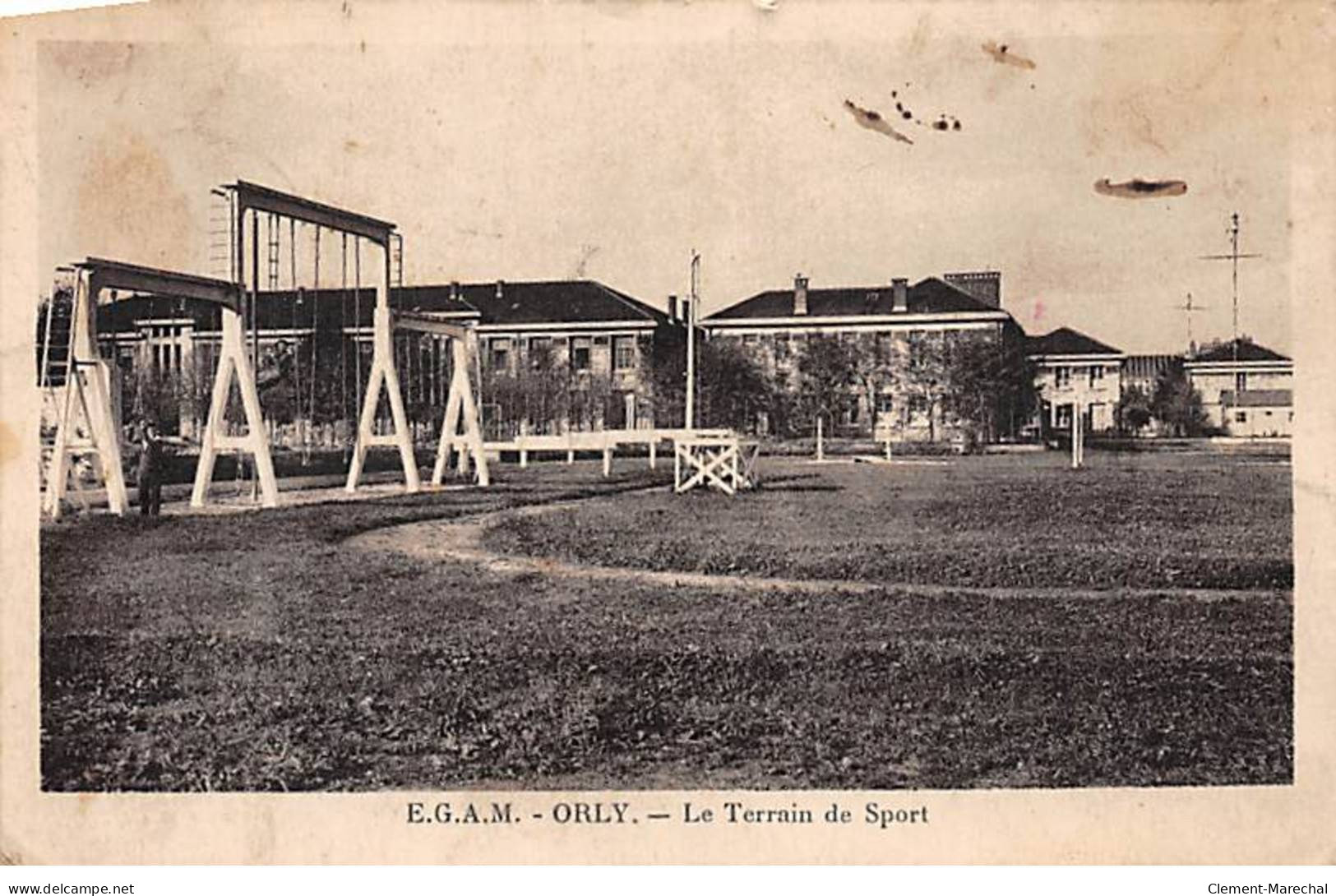ORLY - Le Terrain De Sport - EGAM - état - Orly