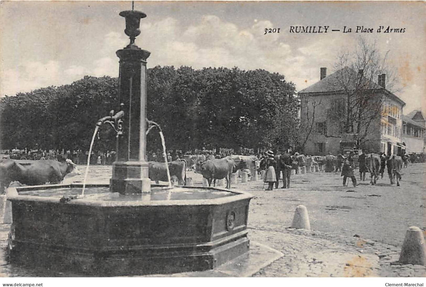 RUMILLY - La Place D'Armes - Très Bon état - Rumilly