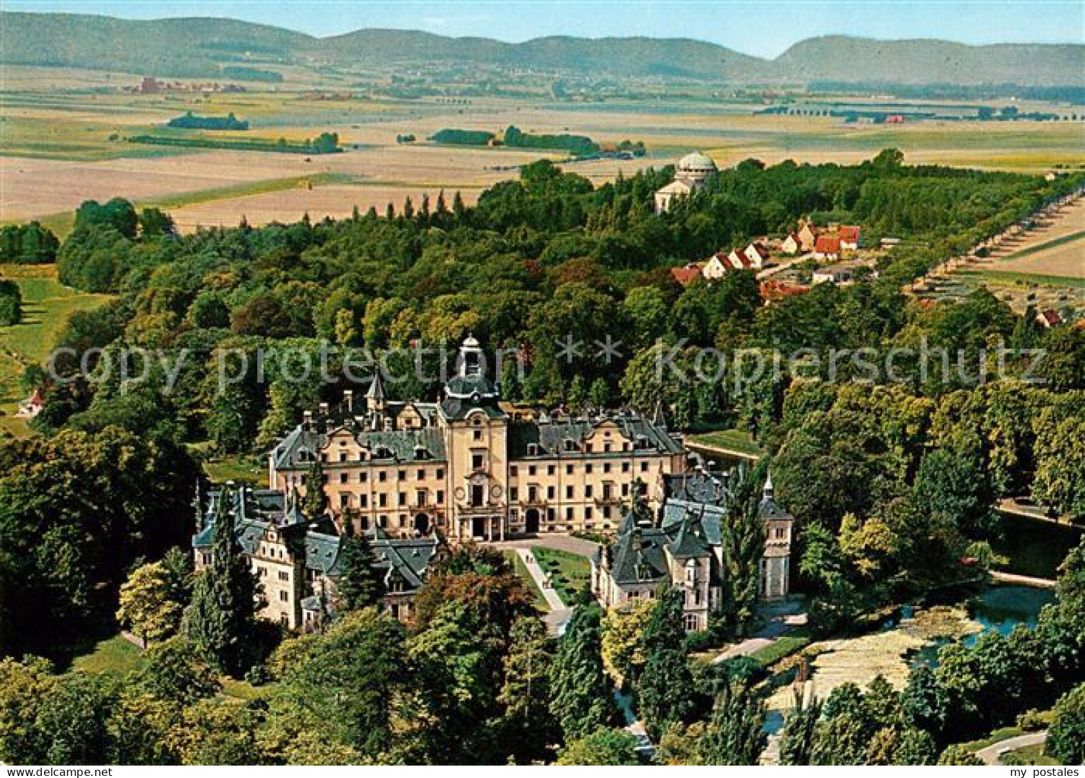 73129735 Bueckeburg Fliegeraufnahme Schloss Mausoleum Wesergebirge Bueckeburg - Bueckeburg