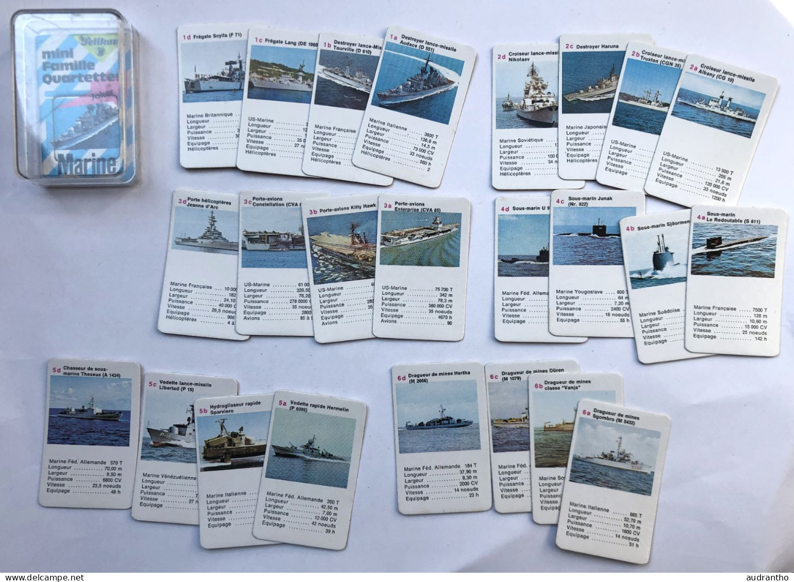 Mini Jeu De 25 Cartes Famille - Années 70 - Quartettes Navire De Guerre Sous Marin Redoutable - Pelikan - Altri & Non Classificati