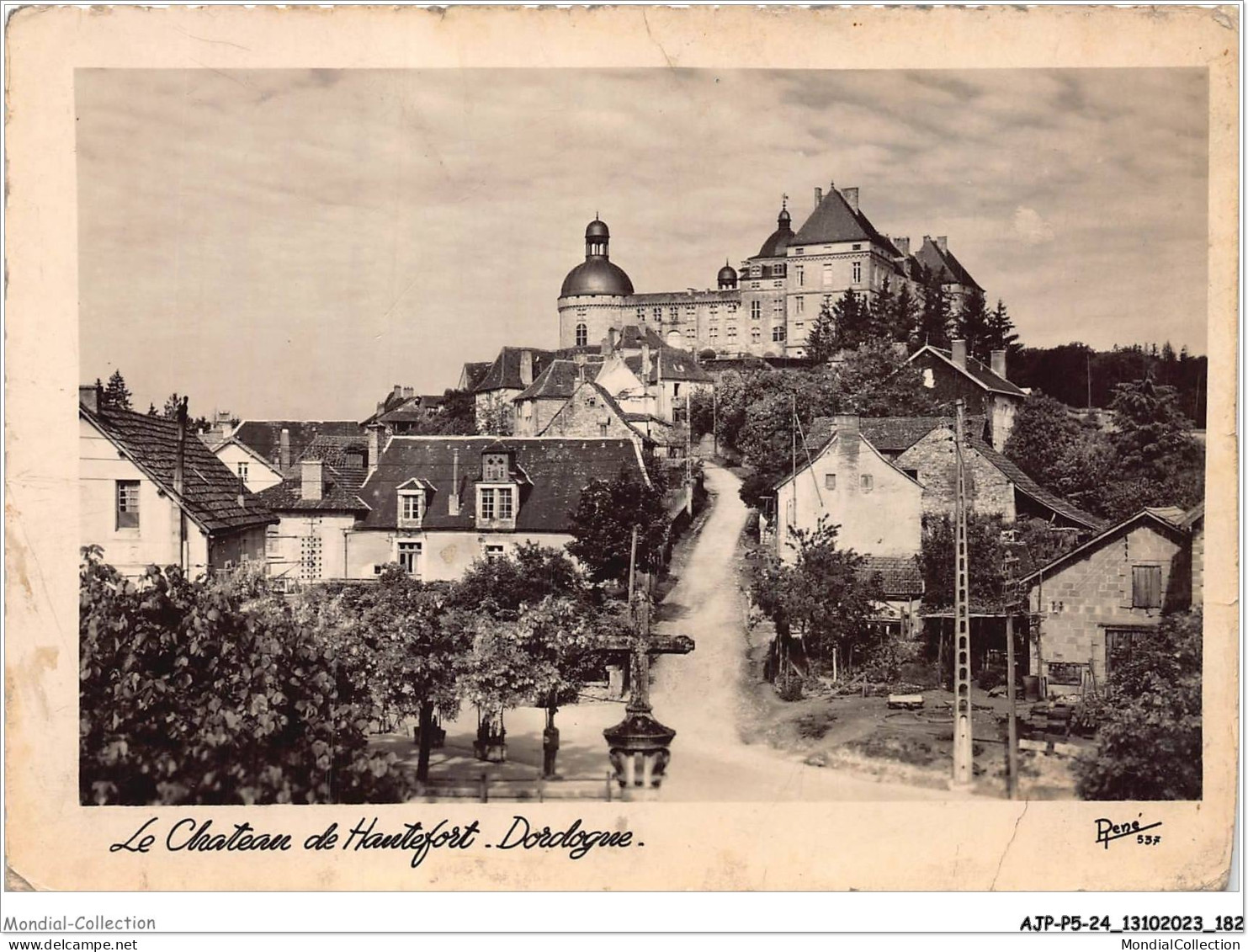 AJPP5-24-0621 - Le Chateau De HAUTEFORT - DORDOGNE - Hautefort