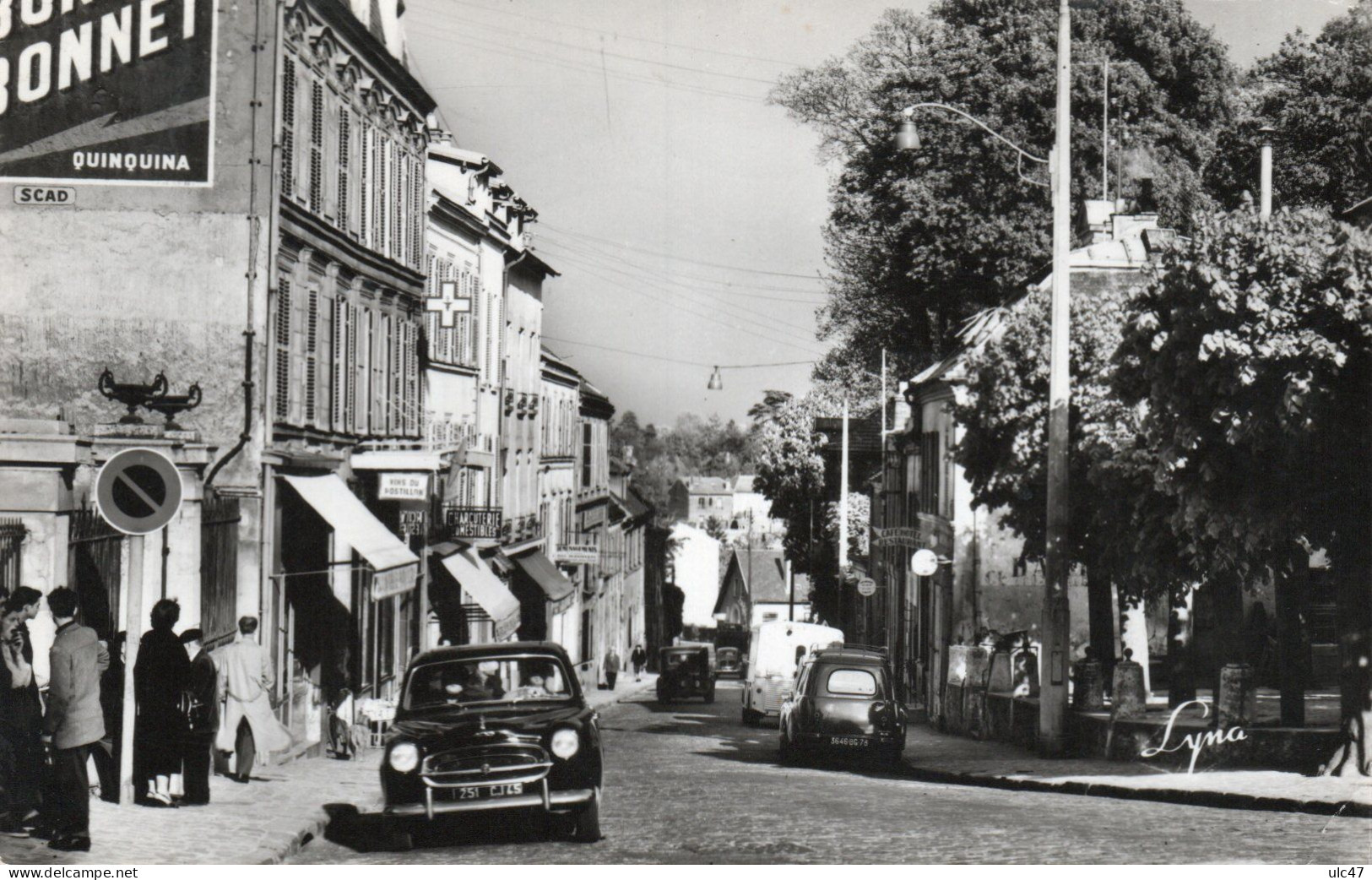 - 92 - VILLE-D'AVRAY (Seine-et-Oise) - La Rue De Sèvres - Scan Verso - - Ville D'Avray