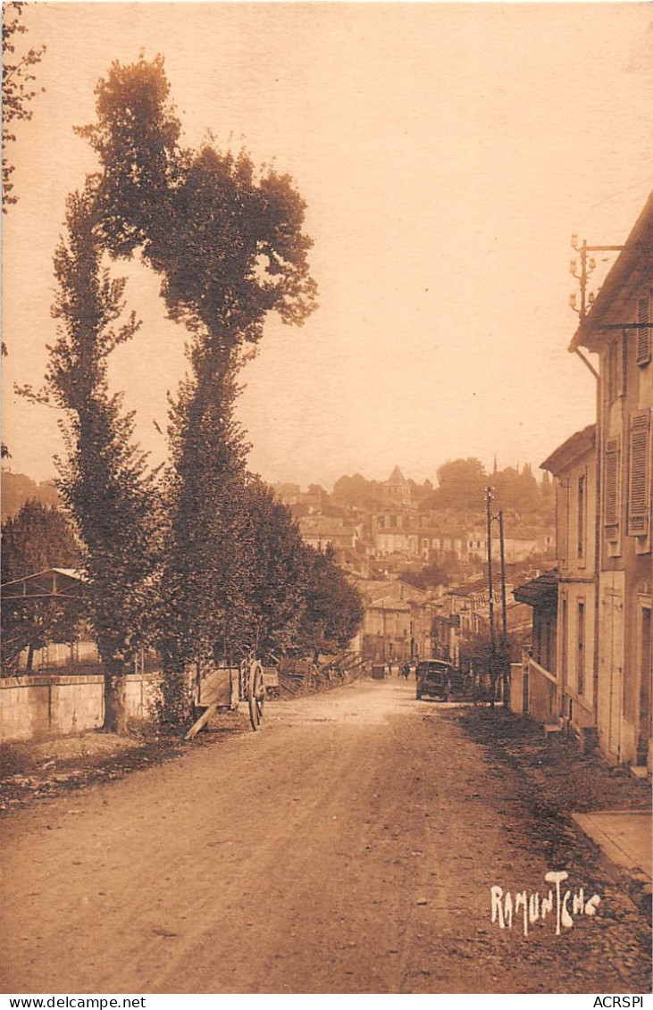 Ribérac Horizon Sur La Vieille église,et La Butte De L'ancien Chateau Ramuntcho Bergevin,(scan Recto-verso) OO 0980 - Riberac