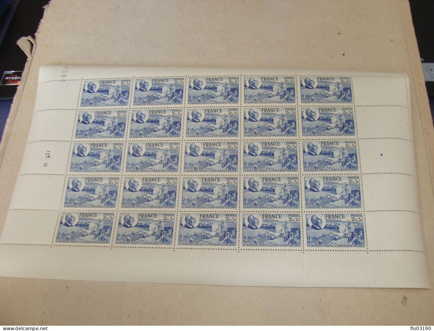 N° 607 En Feuille  De  25 Timbres Entières Neuves - Feuilles Complètes