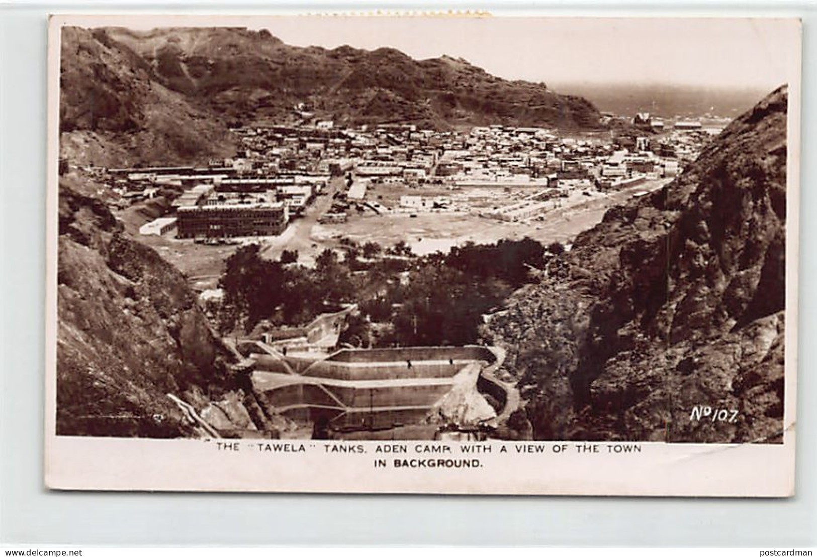 Yemen - ADEN - The Tawela Tanks, Aden Camp, With A View Of The Town In Background - Publ. Mr. A. Abassi 107 - Yemen