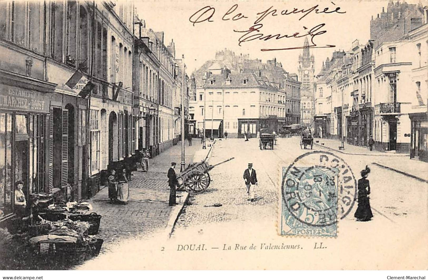 DOUAI - La Rue De Valenciennes - Très Bon état - Douai