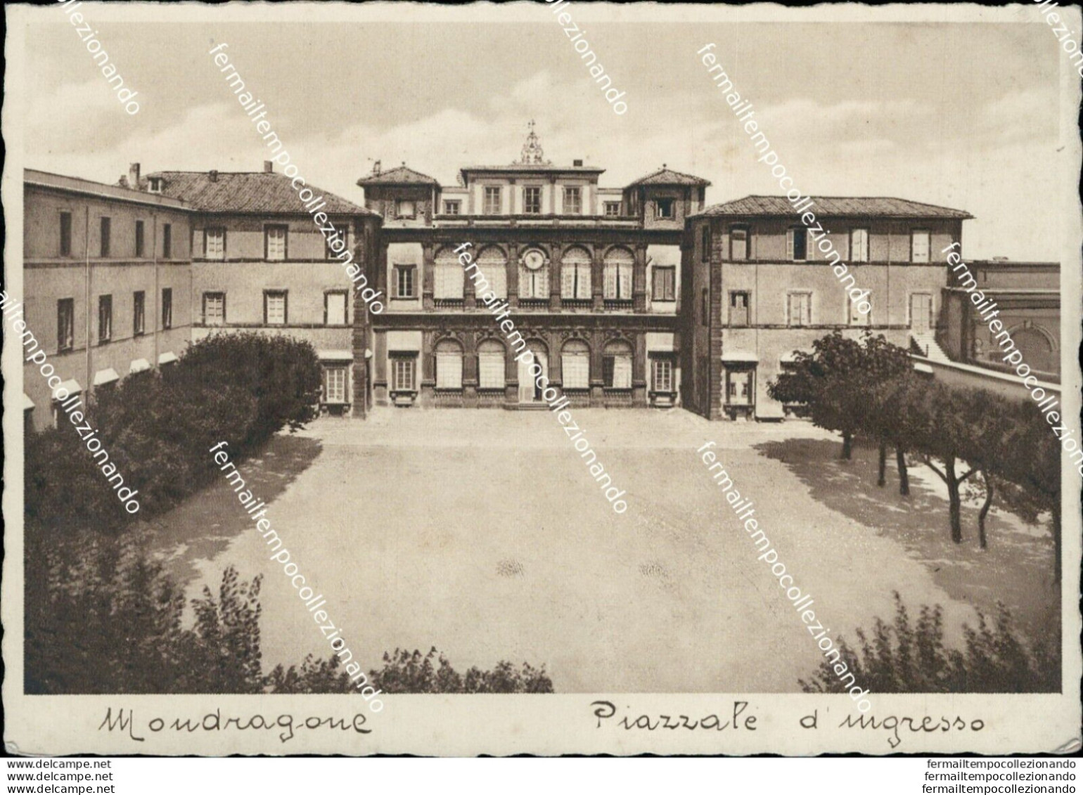 Bc505 Cartolina   Frascati Collegio Di Mondragone Piazzale D'ingresso Roma - Autres & Non Classés