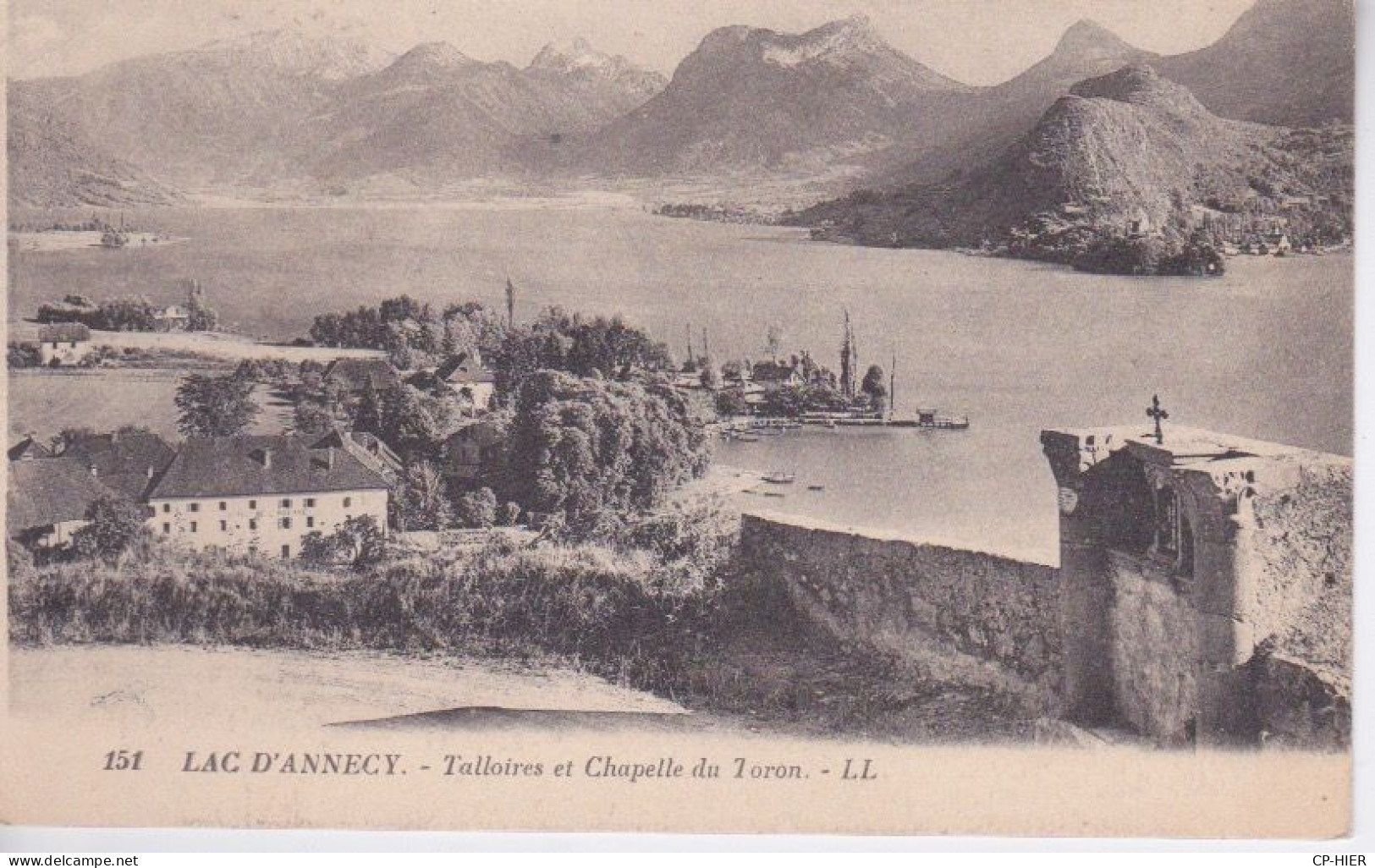 74 - TALLOIRES - ET LA CHAPELLE DE TORON - VUE SUR LE LAC D'ANNECY - Talloires