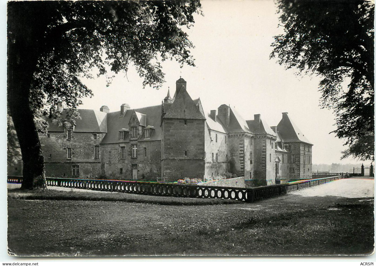 CARROUGES Le Chateau Vue Nord Ouest  (scan Recto-verso) QQ 1175 - Carrouges