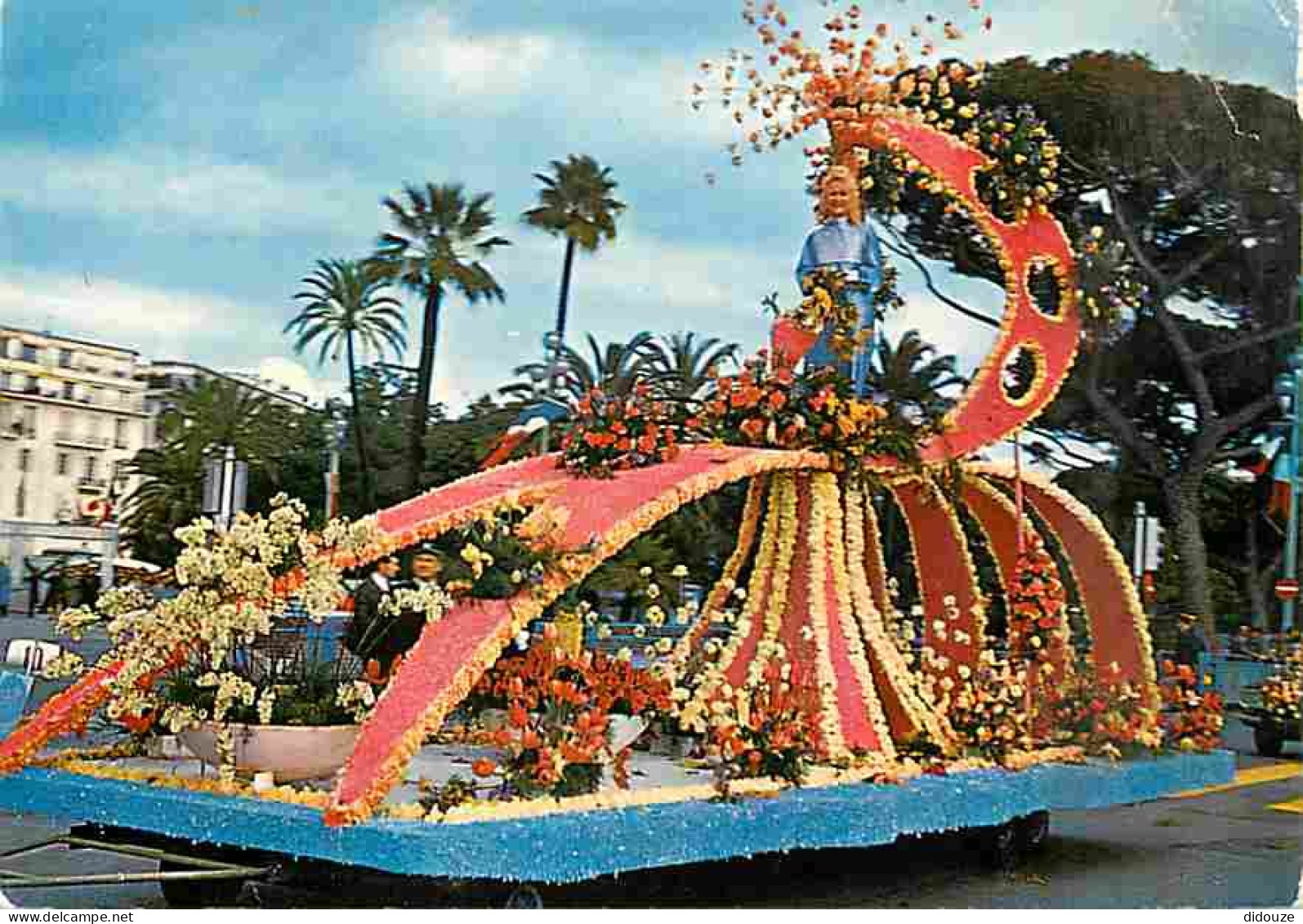 06 - Nice - Carnaval De Nice - Bataille De Fleurs - CPM - Voir Scans Recto-Verso - Karneval