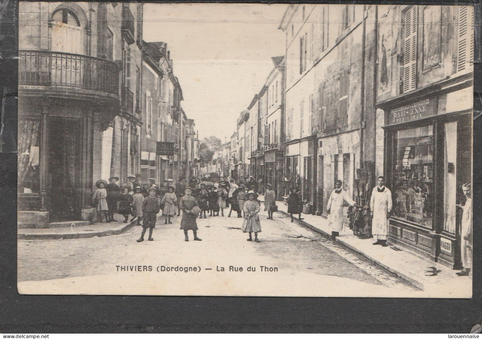 24 - THIVIERS - La Rue Du Thon - Thiviers