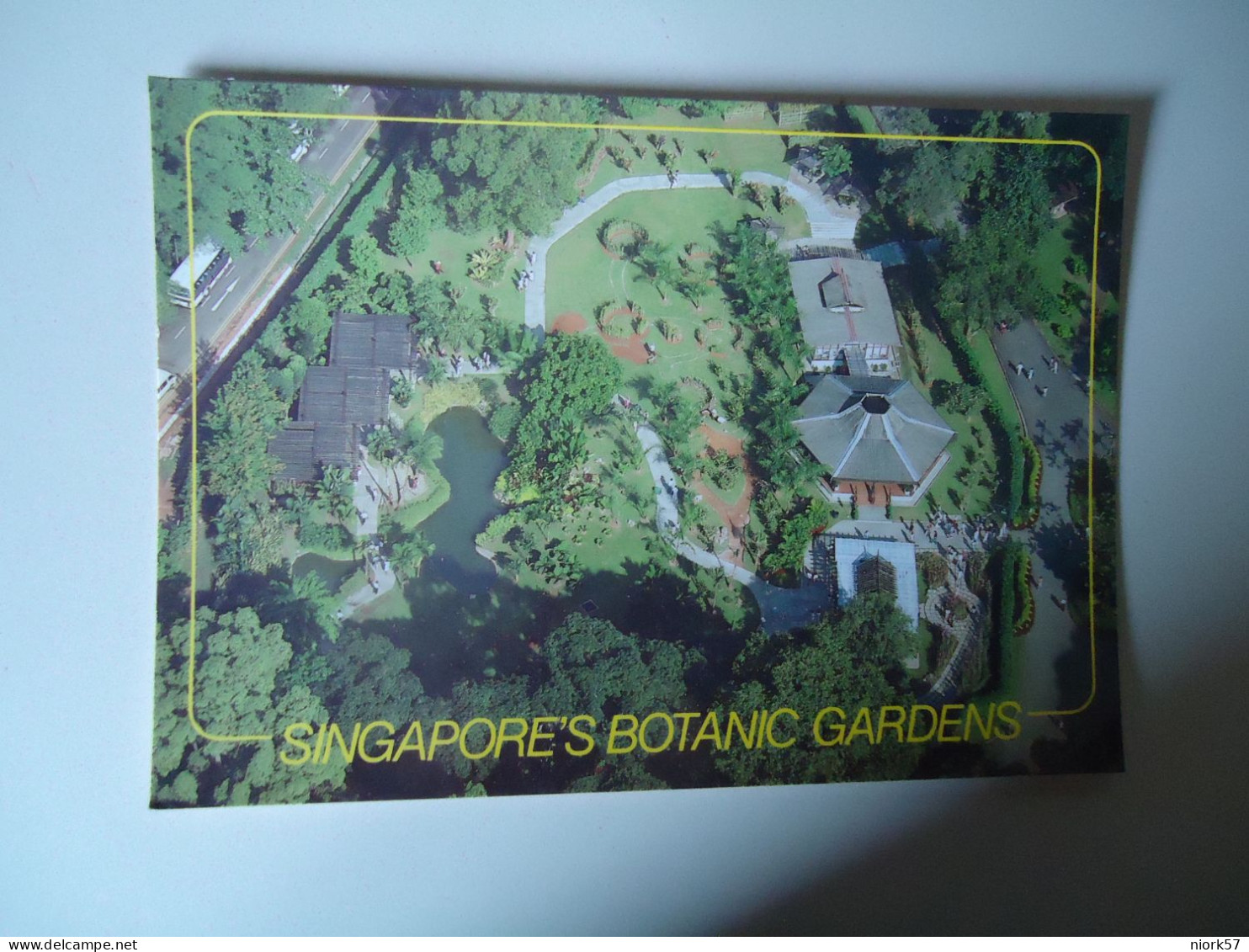 SINGAPORE    POSTCARDS  BOTANIC GARDENS  MORE  PURHASES 10%  DISSCOUNT - Singapore