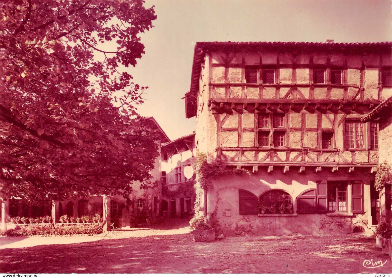 01-PEROUGES-N°3820-C/0025 - Pérouges