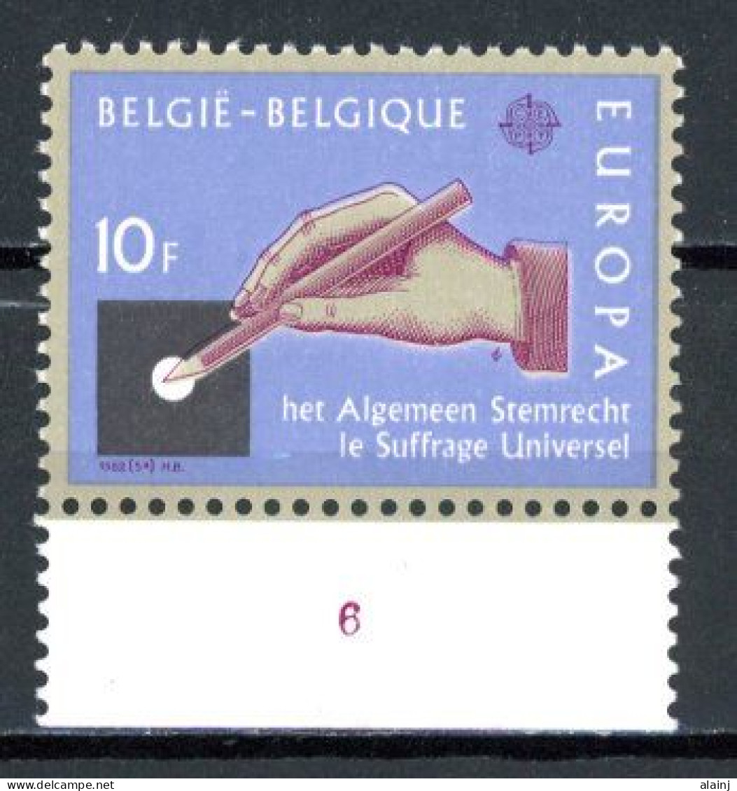 BE  2048  XX   ----  Suffrage Universel  --  N° De Planche 6 - 1981-1990