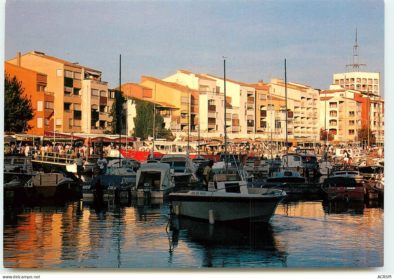 Le Cap D'agde Le Quai Richelieu SS 1329 - Agde