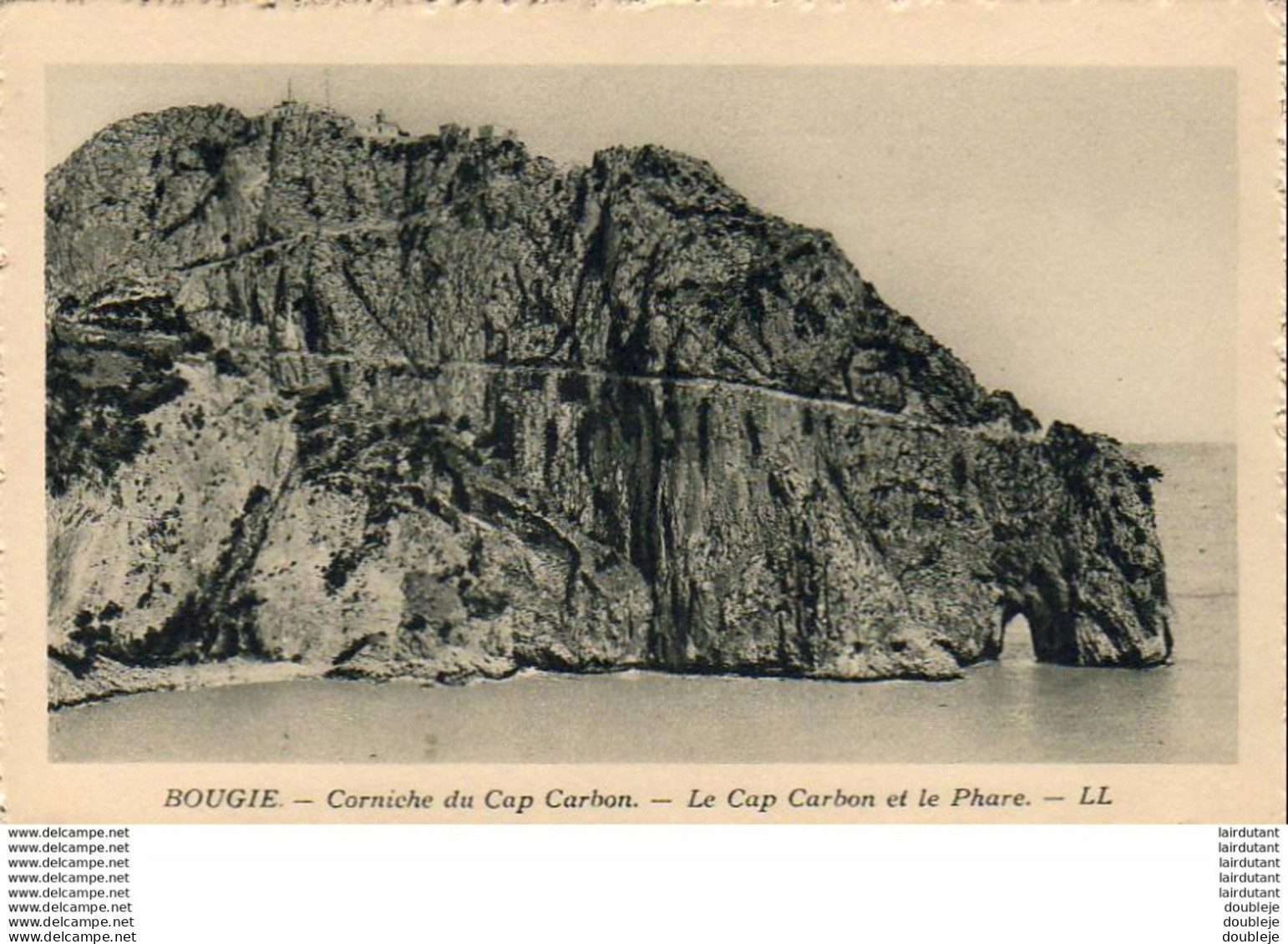 ALGERIE  BOUGIE  Corniche Du Cap Carbon- Le Cap Carbon Et Le Phare  ...... ( Ref FA398 ) - Bejaia (Bougie)