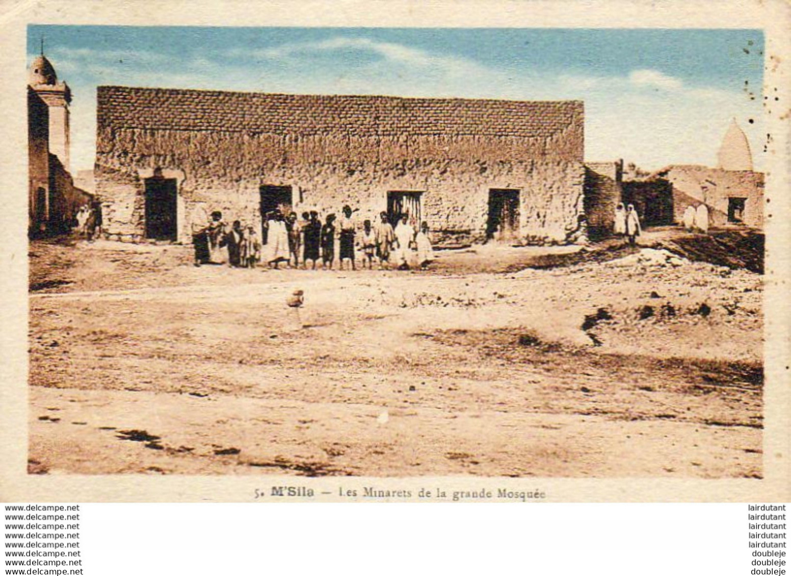 ALGERIE  M'SILA  Les Minarets De La Grande Mosquée  ..... ( Ref FA1109 ) - M'Sila