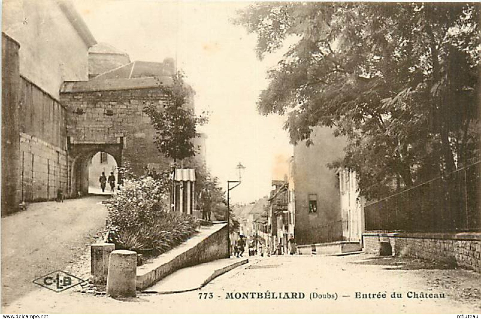 25* MONTBELIARD               Entree Chateau       RL02,0317 - Montbéliard