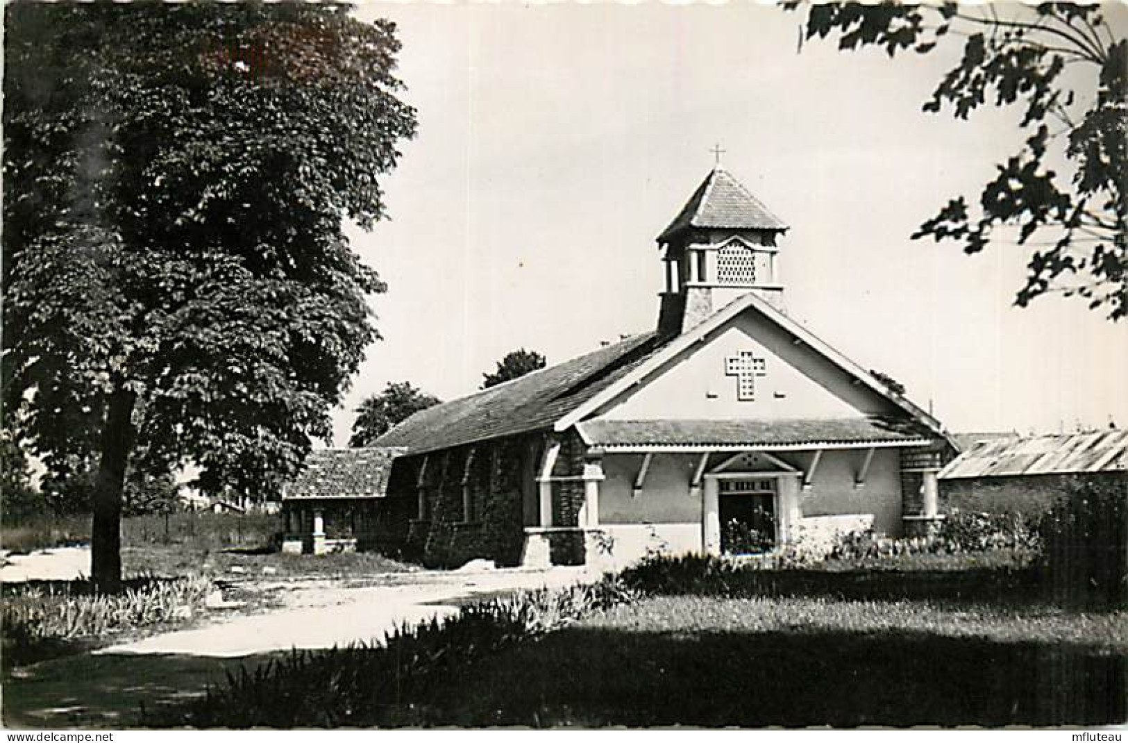 51* MOURMELON LE GRAND  Chapelle  CPSM(9x14cm)   RL03,1438 - Camp De Châlons - Mourmelon