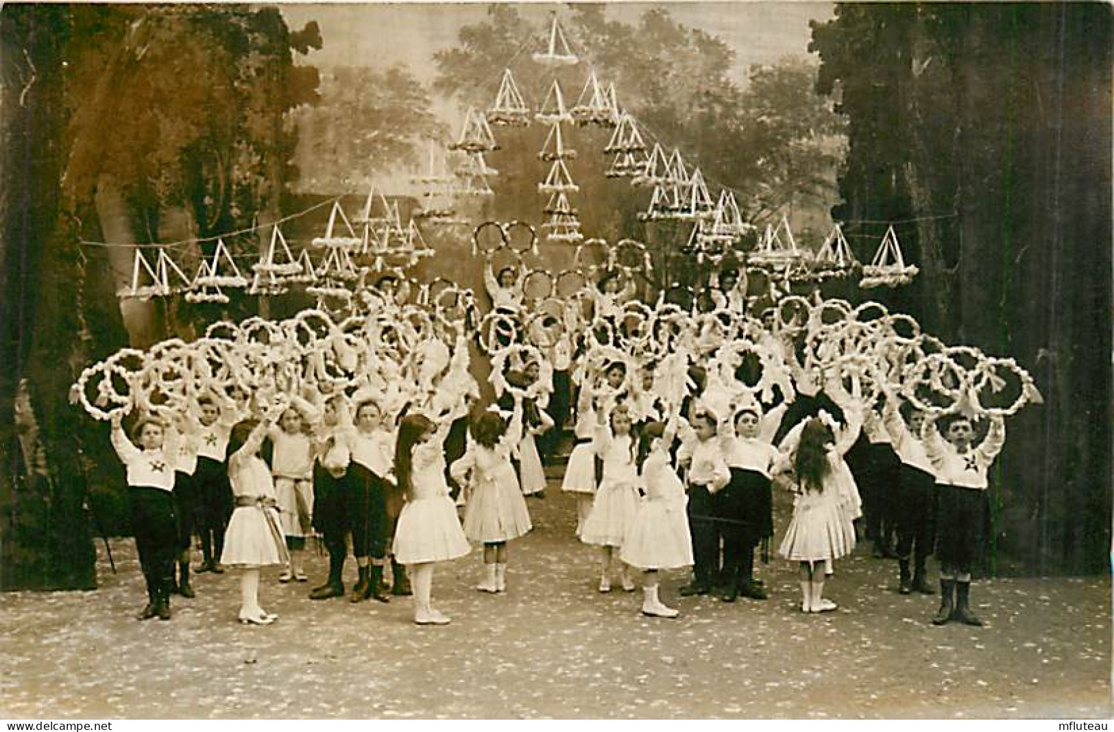 60* CLERMONT  Carte Photo  -  Spectacle Enfants       RL05.0827 - Danses