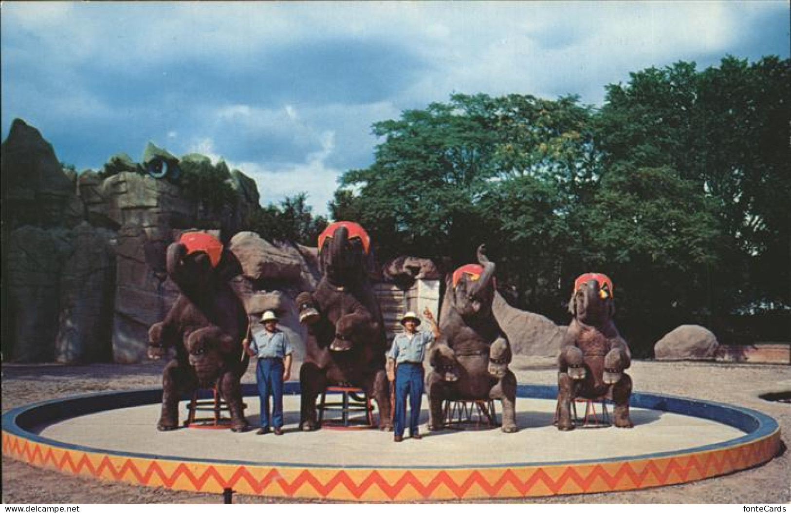 11491201 Royal_Oak_Michigan Elephant Show Detroit Zoological Park - Sonstige & Ohne Zuordnung