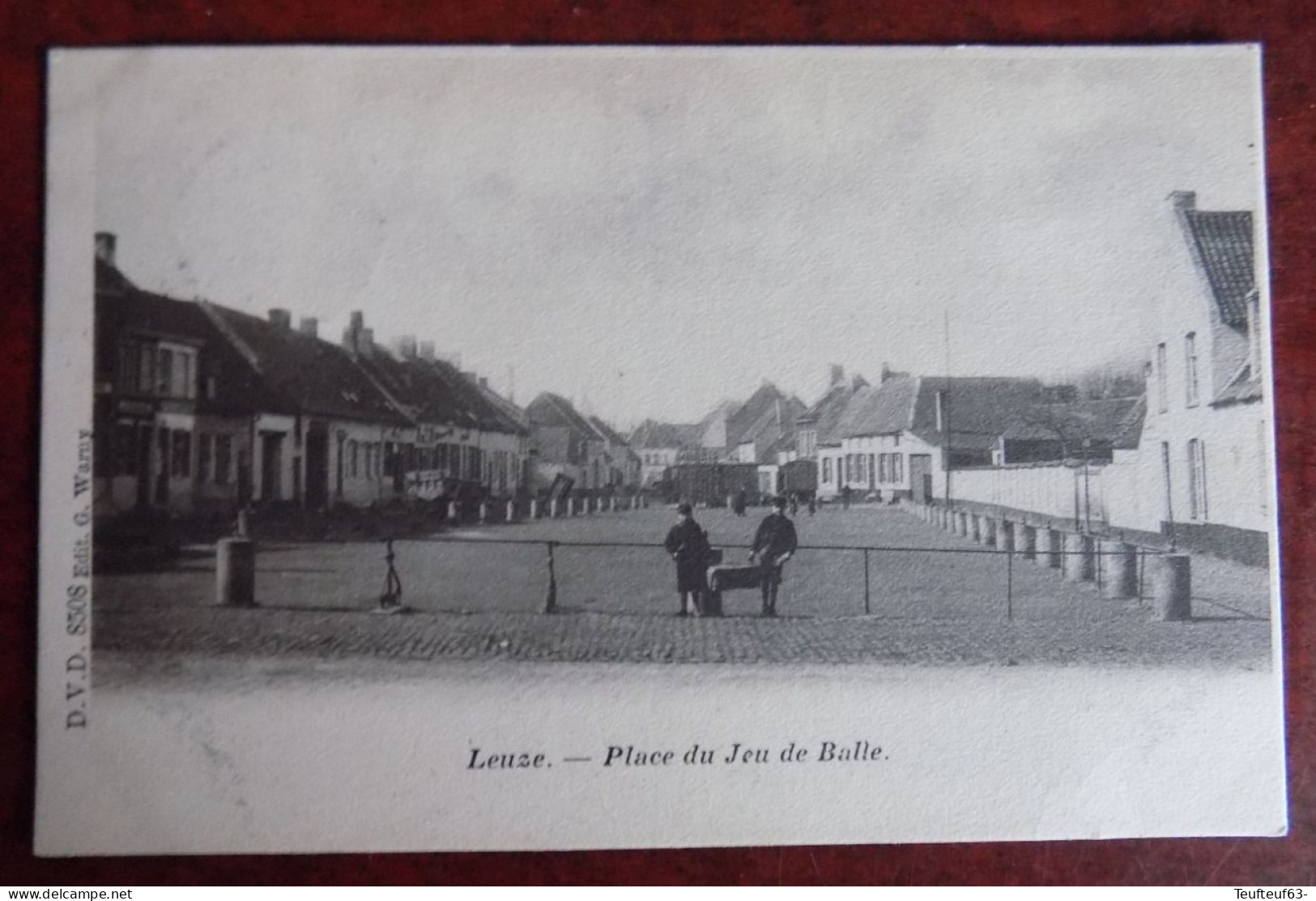 Cpa Leuze ; Place Du Jeu De Balle - Leuze-en-Hainaut