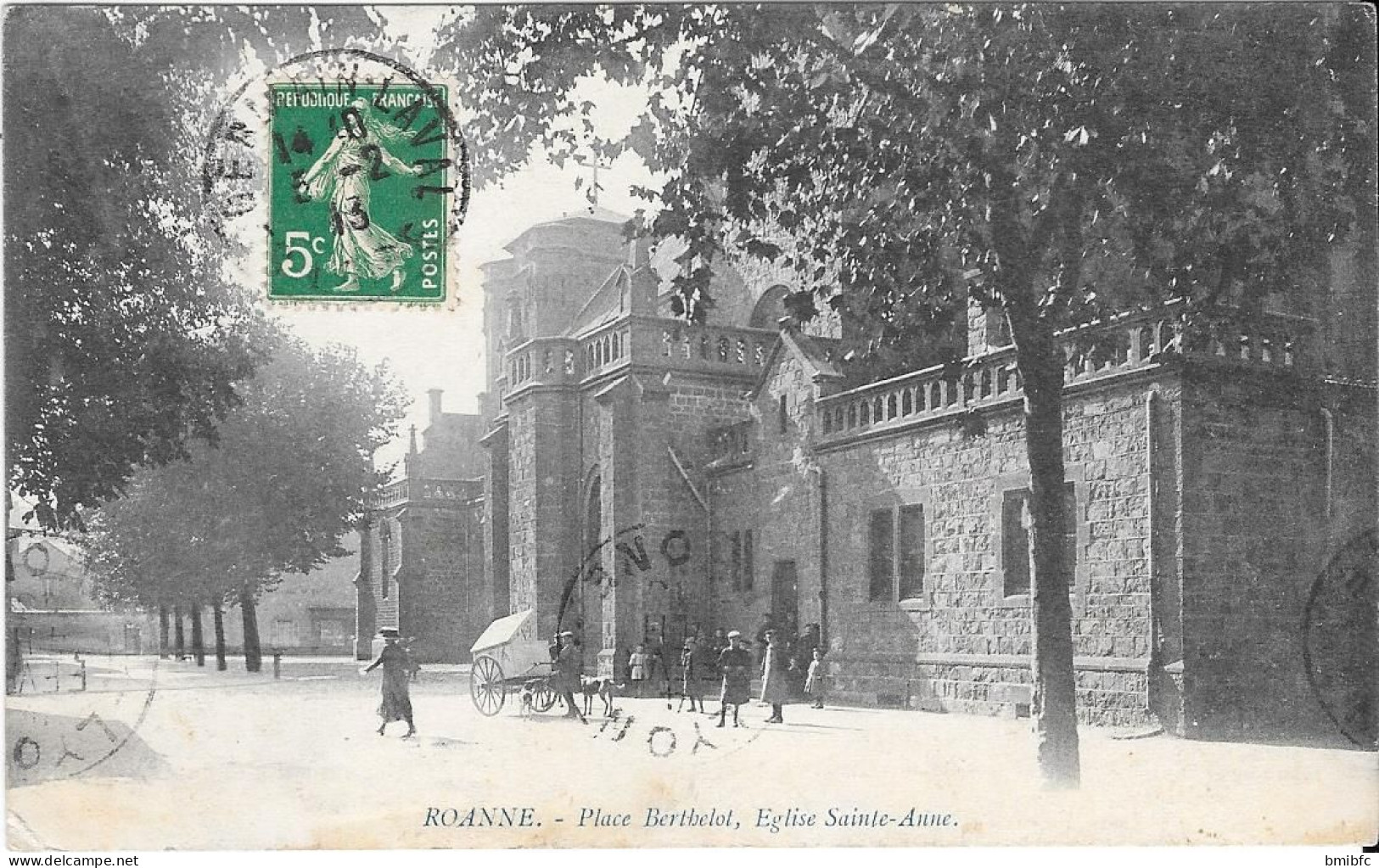 ROANNE - Place Berthelot, Eglise Saint-Anne - Roanne