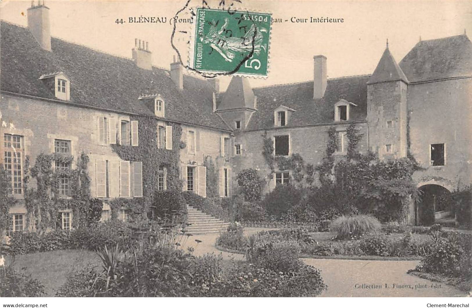 BLENEAU - Château - Très Bon état - Bleneau