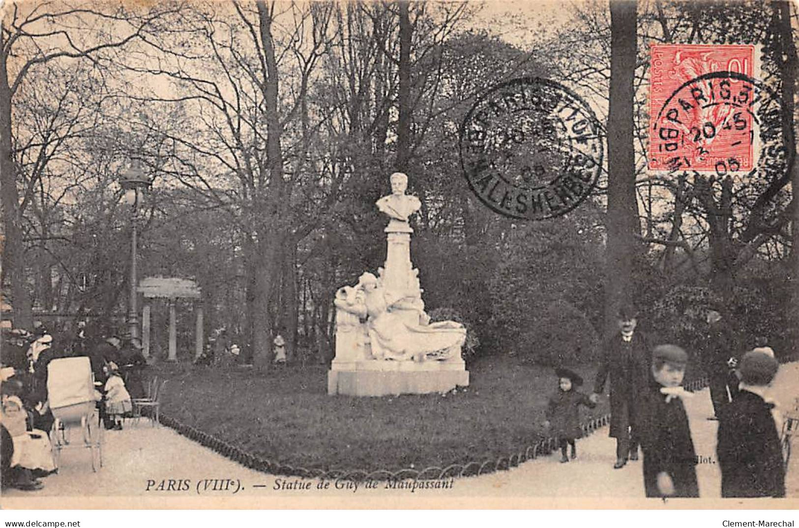 PARIS - Square De Guy De Maupassant - Très Bon état - Plätze