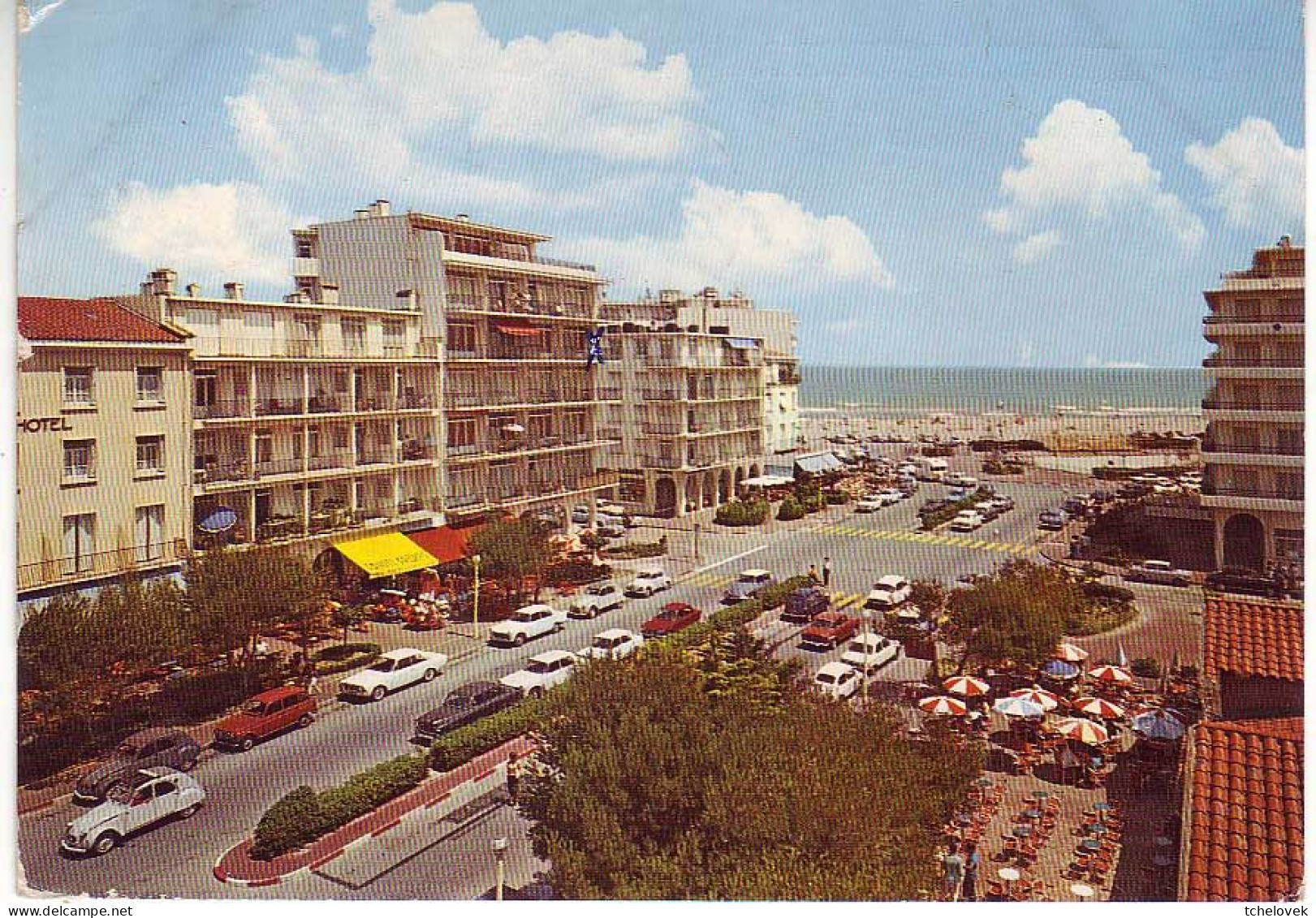 (66). Canet Plage. 16769 Entree De La Ville 1971 & 35.564 Citroen 2 CV & (2) 1984 - Canet Plage