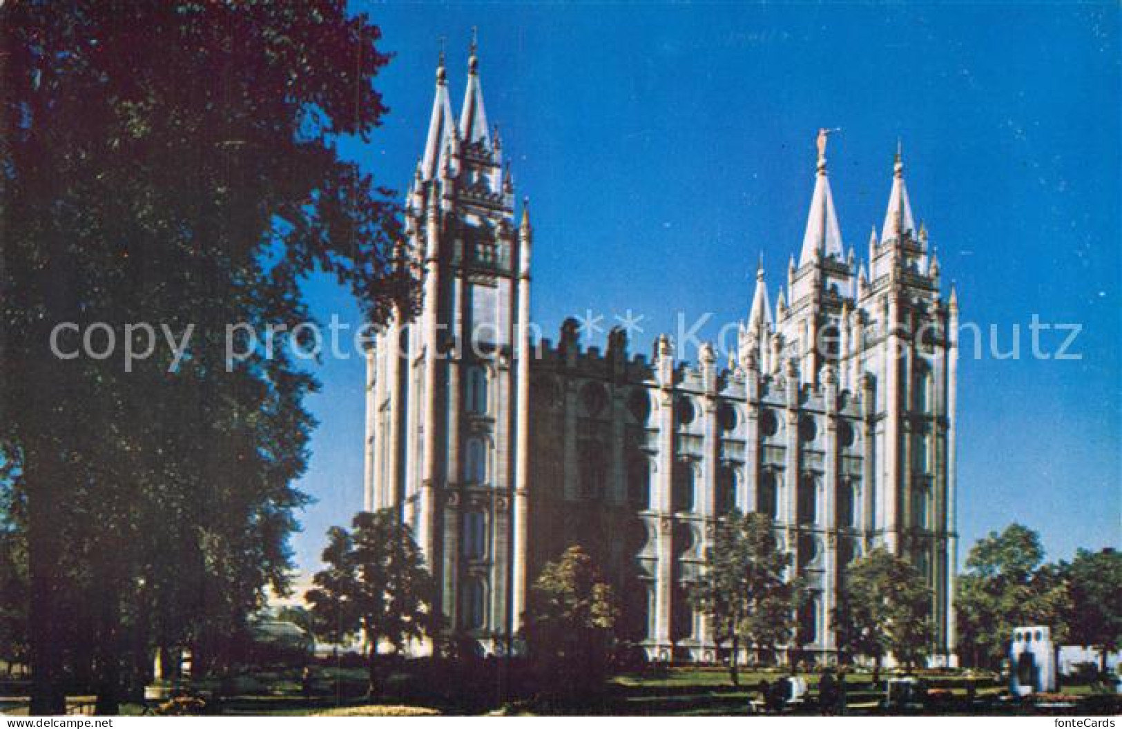 72956891 Salt_Lake_City Mormon Temple Located On Temple Square - Sonstige & Ohne Zuordnung